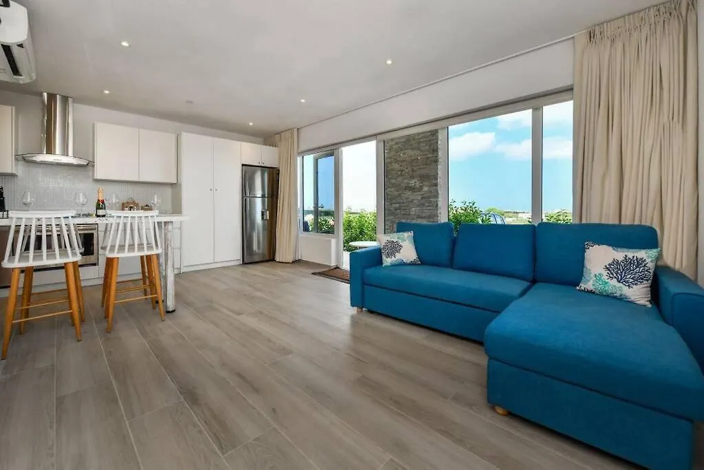 Commandeurs Apartments Unit 4D Oranjestad